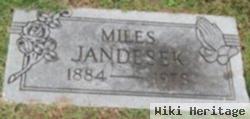 Miles Jandesek