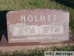 Lawrence E Holmes