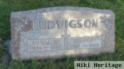 Lorraine Adeline Erickson Ludvigson