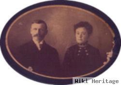 Harriet A "hattie" Eckerson Burdick