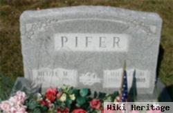 Mildred M Pifer