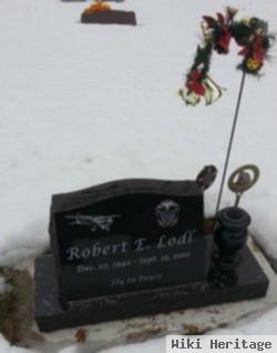 Robert E Lodl