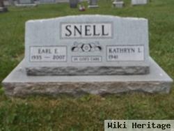 Earl E Snell