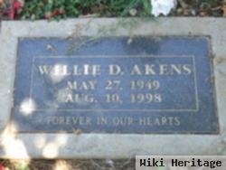 Willie D Akens