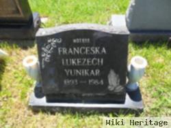 Franceska Lukezech Yunikar