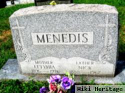 Nick "vneties" Menedis