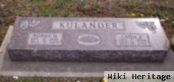 Laten J. Kulander