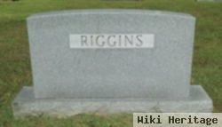 Loren S Riggins, Sr