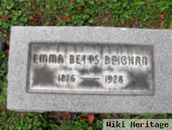 Emma Steves Betts Deighan