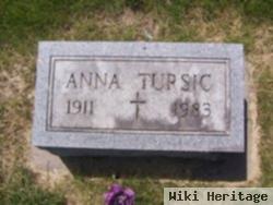 Anna Tursic