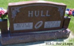 Merle E Hull