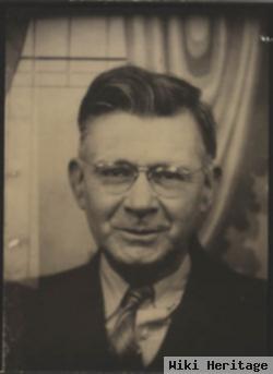 John D'lantz Heller