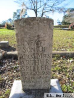 Infant Son Spiller