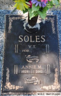 Annie Mae "mudder" Reaves Soles