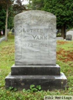 Luther Yahn