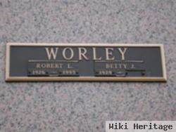 Robert L Worley