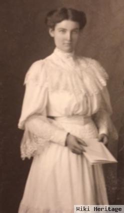 Elsie M Hendricks