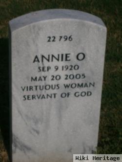 Annie Bush