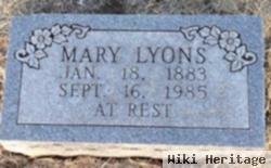 Mary Lyons