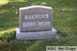 Max Piekarek