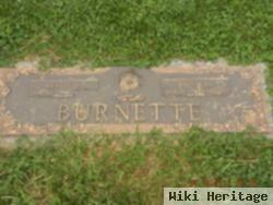 Leslie L Burnette