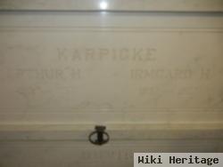 Irmgard H Karpicke