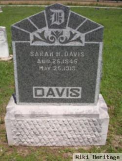 Sarah H Davis