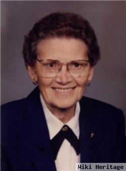 Esther Kaul Weisser