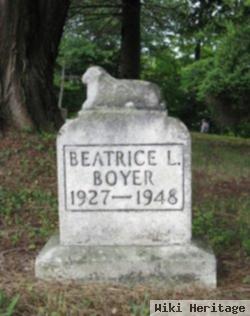 Beatrice L Boyer