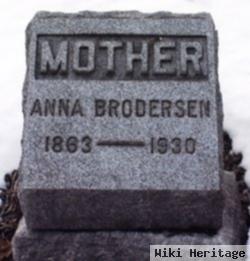 Anna Brodersen