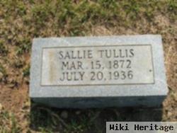 Sallie J Tullis