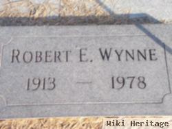 Robert E Wynne