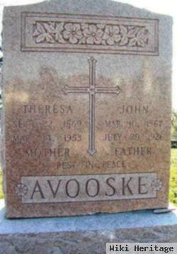 Theresa Lembeck Avooske