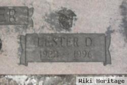 Lester D Messer