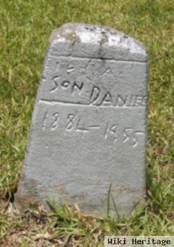 Robert Franklin "sonnie" Daniel