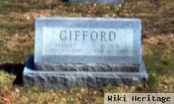 Ruth N Gifford