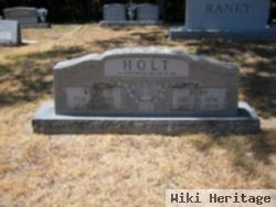 Wiley Holt