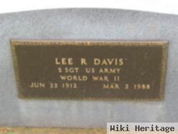 Lee R Davis