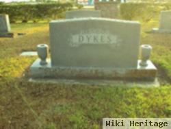 Elsie M Dykes