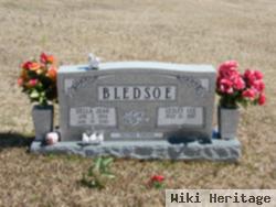 Della Jean Hale Bledsoe