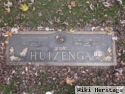 Anna S Huizenga