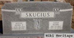 Henry J Skucius