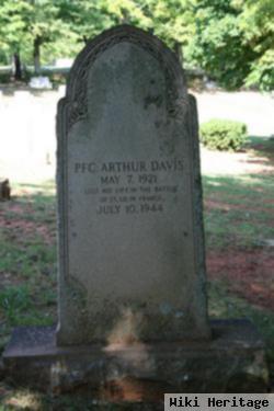 Pfc Arthur Davis