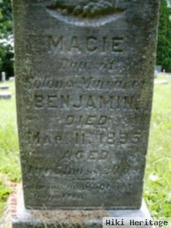 Magie Benjamin