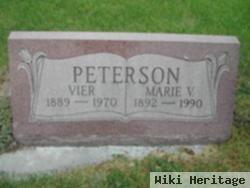 Vier Peter Peterson