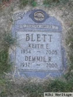 Demmie R Blett