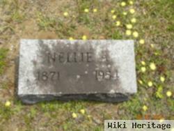 Nellie A Lanfear