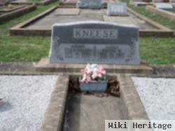 Ella Kelch Kneese