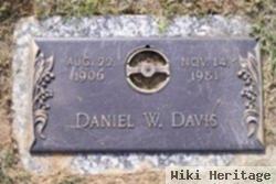 Daniel W Davis