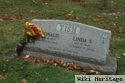 Linda S Tish